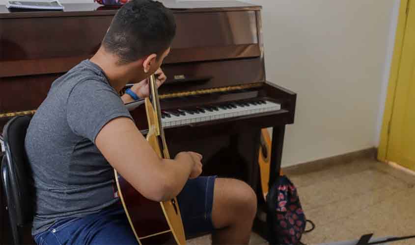 Prefeitura abre vagas para cursos ofertados nos Centros de Arte e Cultura