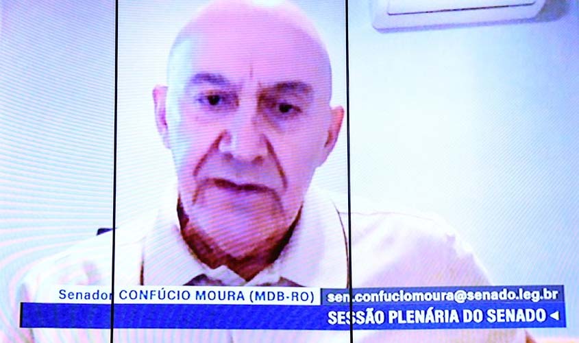 Para Confúcio Moura, a ‘radicalização’ entre grupos políticos é uma ameaça à democracia  