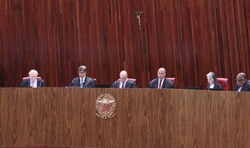 Ao responder a consulta, TSE proíbe porte de armas nos locais de votação no dia da eleição