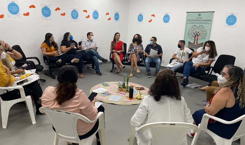 Núcleo Psicossocial da Vara Infracional e de Execução de Medidas Socioeducativas promove encontro sobre Justiça Restaurativa