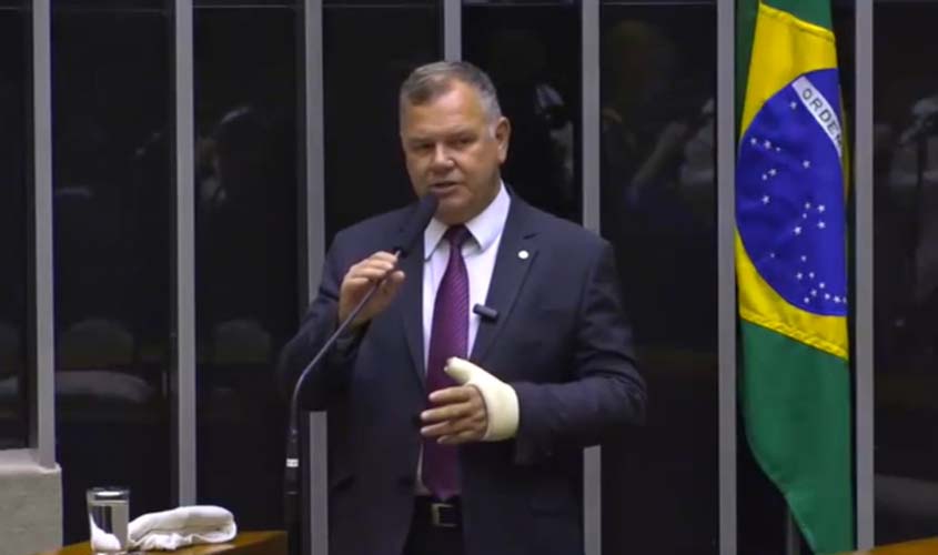 Mosquini endurece luta contra o Ibama em prol do asfalto na BR 319