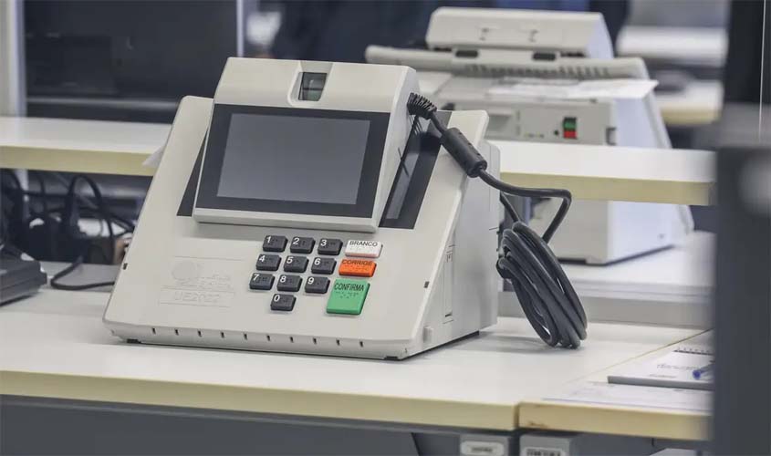 Justiça Eleitoral reformula plataforma contra fake news