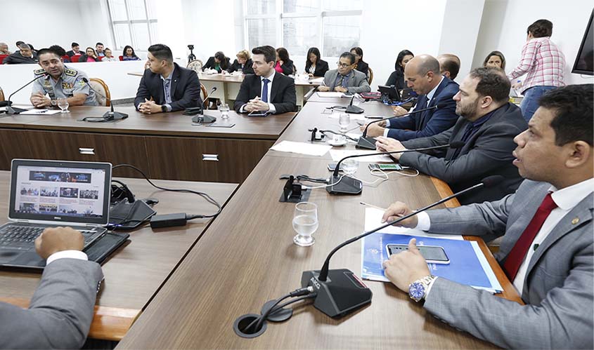 CPI avisa que população pode acionar a PM contra abusos cometidos pela Energisa