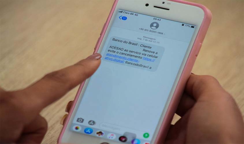 Polícia Civil alerta sobre o aumento de golpes por mensagens e links enviados por celular