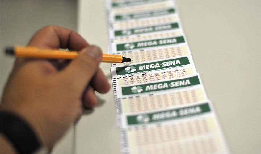 Mega-Sena pode pagar hoje prêmio de R$ 52 milhões