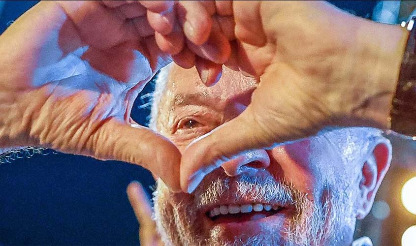 Lula é tri