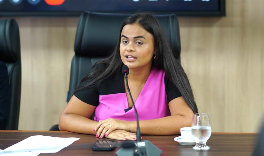 Limpeza para início das obras do Hospital Regional iniciam nesta terça-feira (31), Deputada Dra.Taissa Sousa segue fiscalizando o andamento