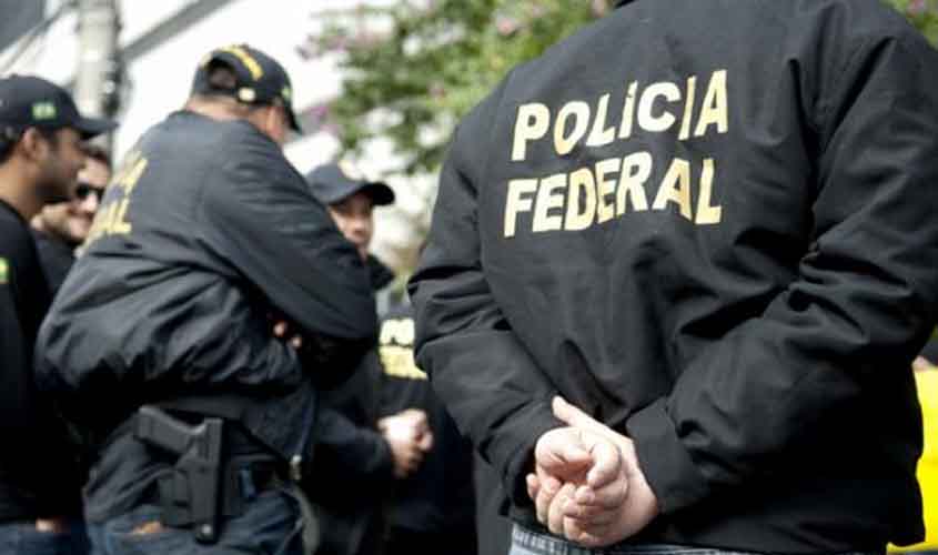PF cumpre mandados em investigação sobre ameaça à posse de Bolsonaro