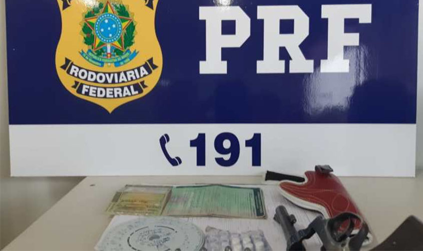 PRF efetua 3 prisões em Rondônia