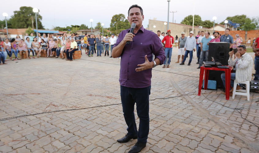 Maurão de Carvalho prestigia inauguração da Praça do Povo em Pimenta Bueno