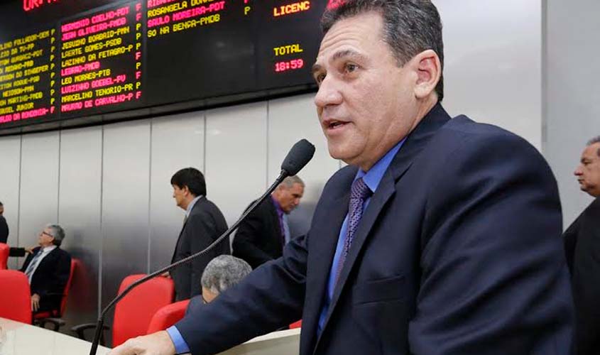 Maurão de Carvalho faz indicação ao Governo para estadualizar linhas