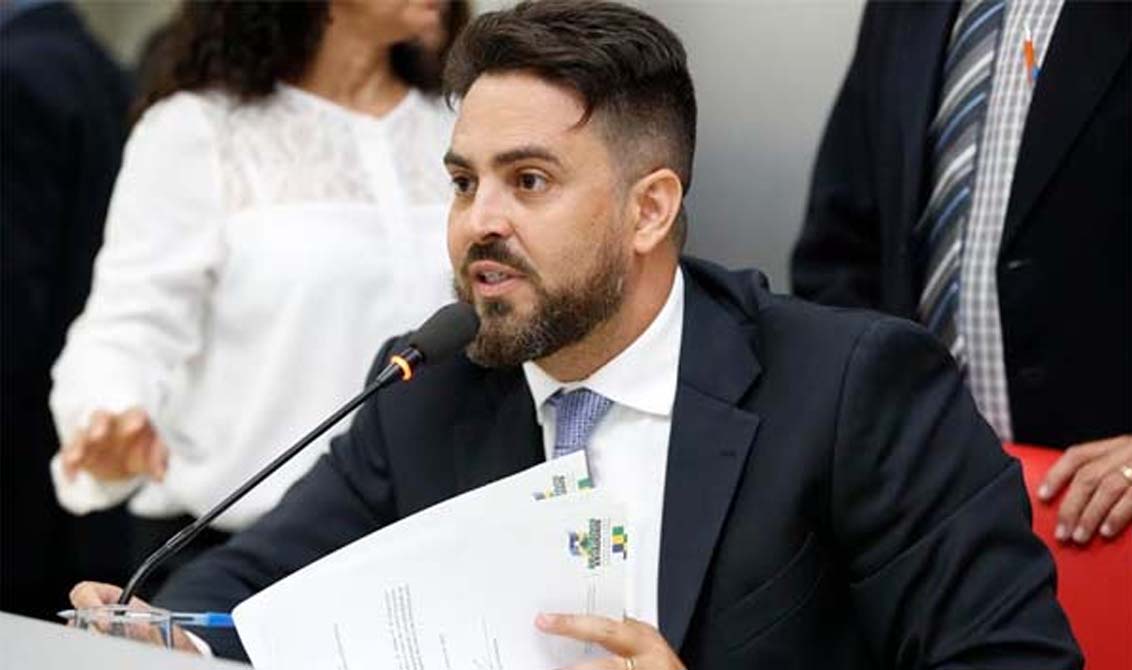 Léo Moraes pede adiamento de Audiência Pública